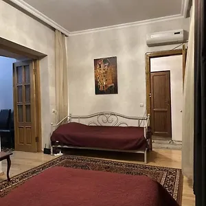  Апартаменты Happy Sololaki